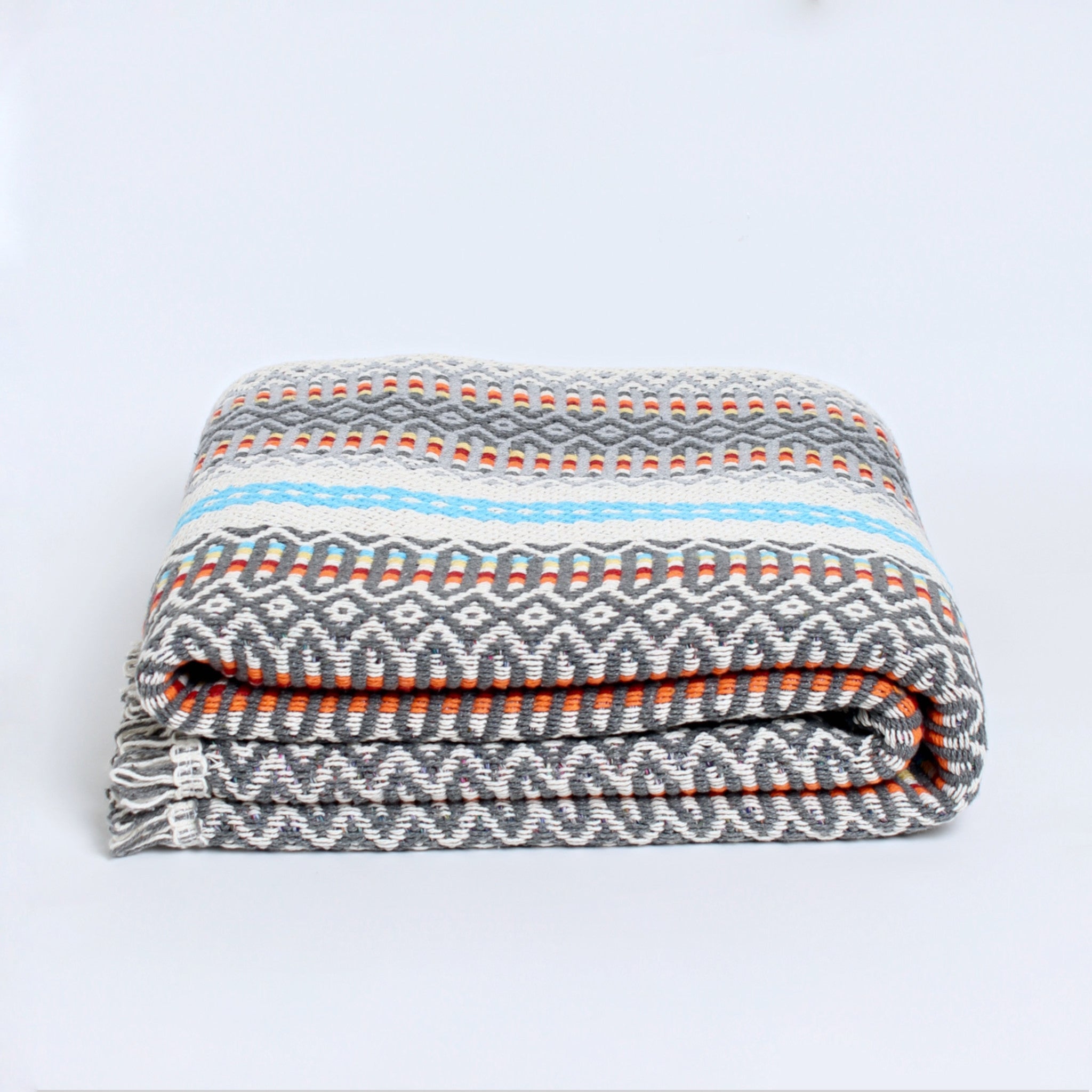 Multicolor cotton throw blanket 140x210 cm — eco-friendly recycled cotton blanket for bed, sofa, couch, or home decor — handcrafted in Portugal