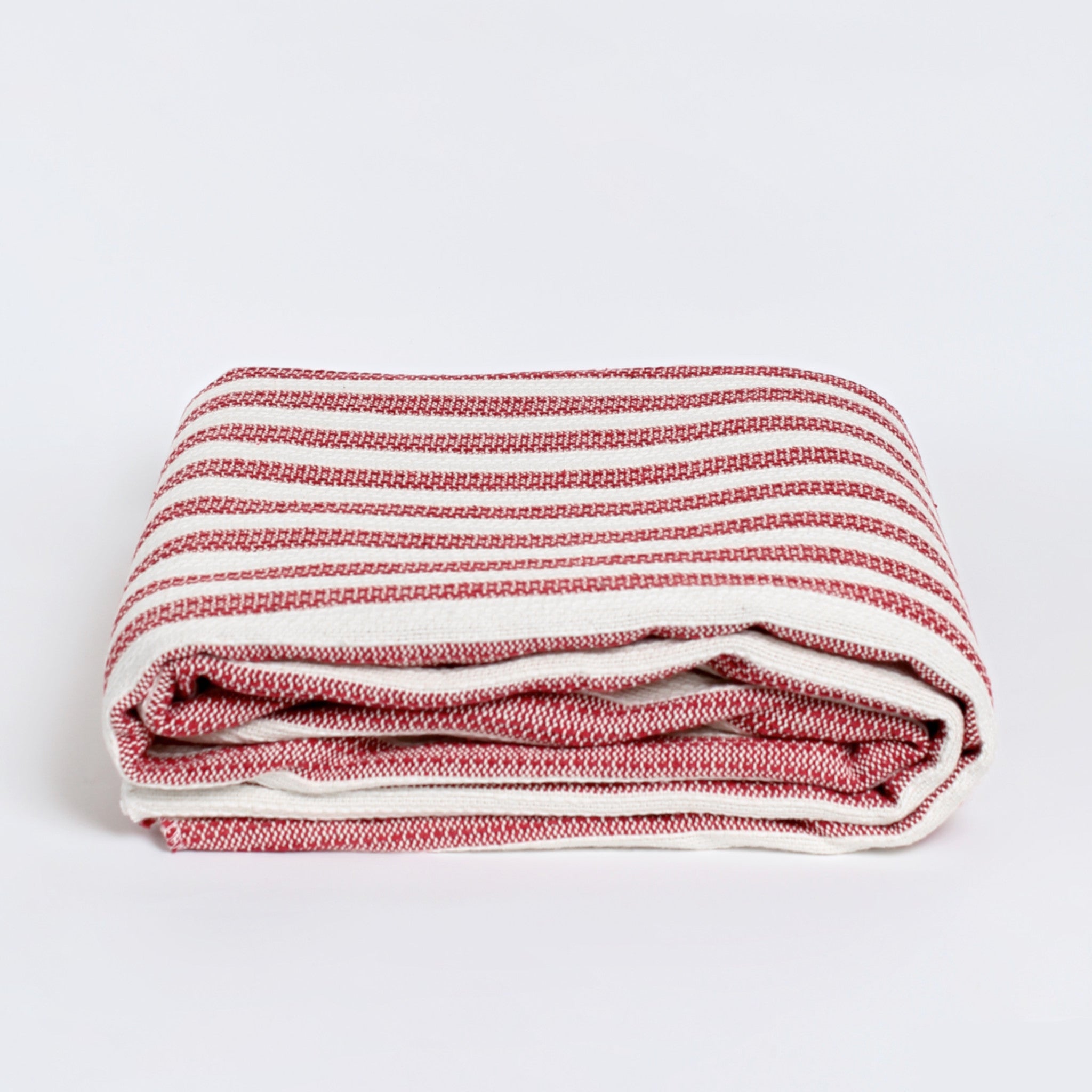 Red and white woven cotton blanket 200x240 cm — large recycled cotton throw for bed, sofa, or outdoor use — sustainable and artisan-made in Portugal