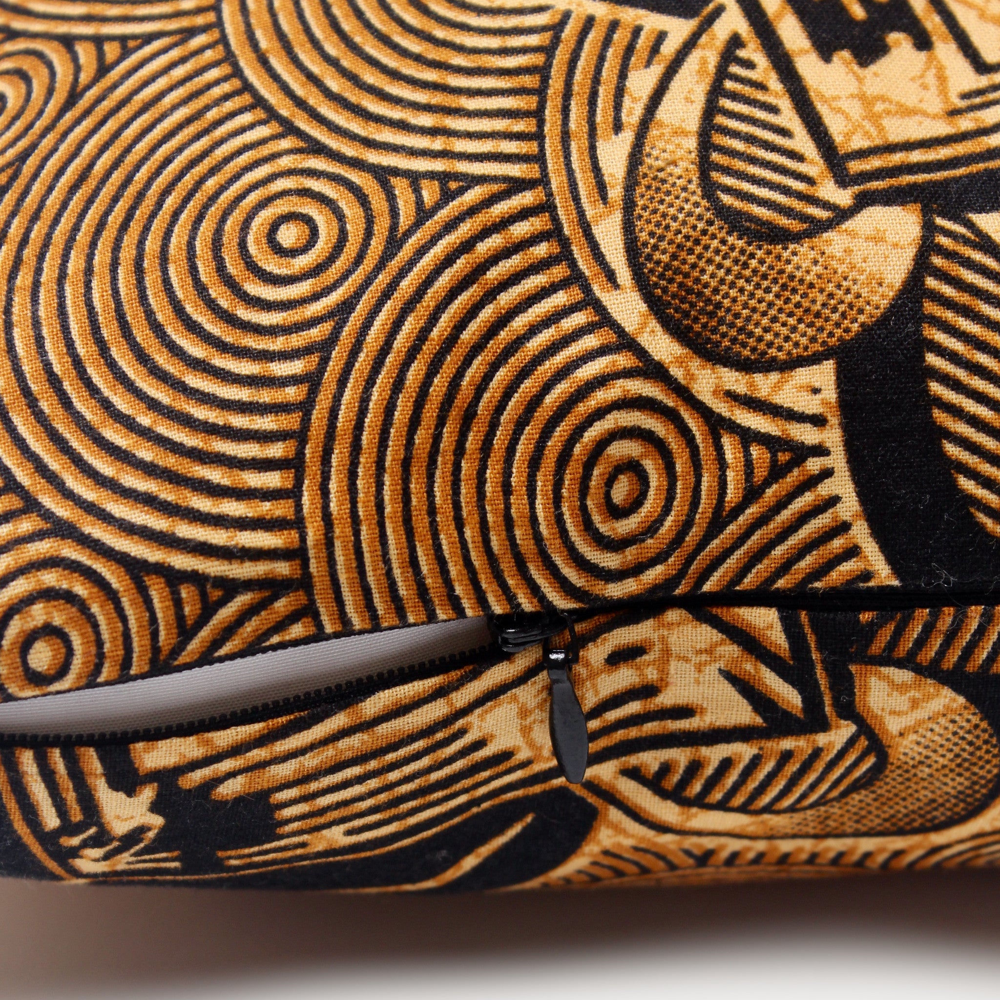 Decorative Throw Pillow - Luanda