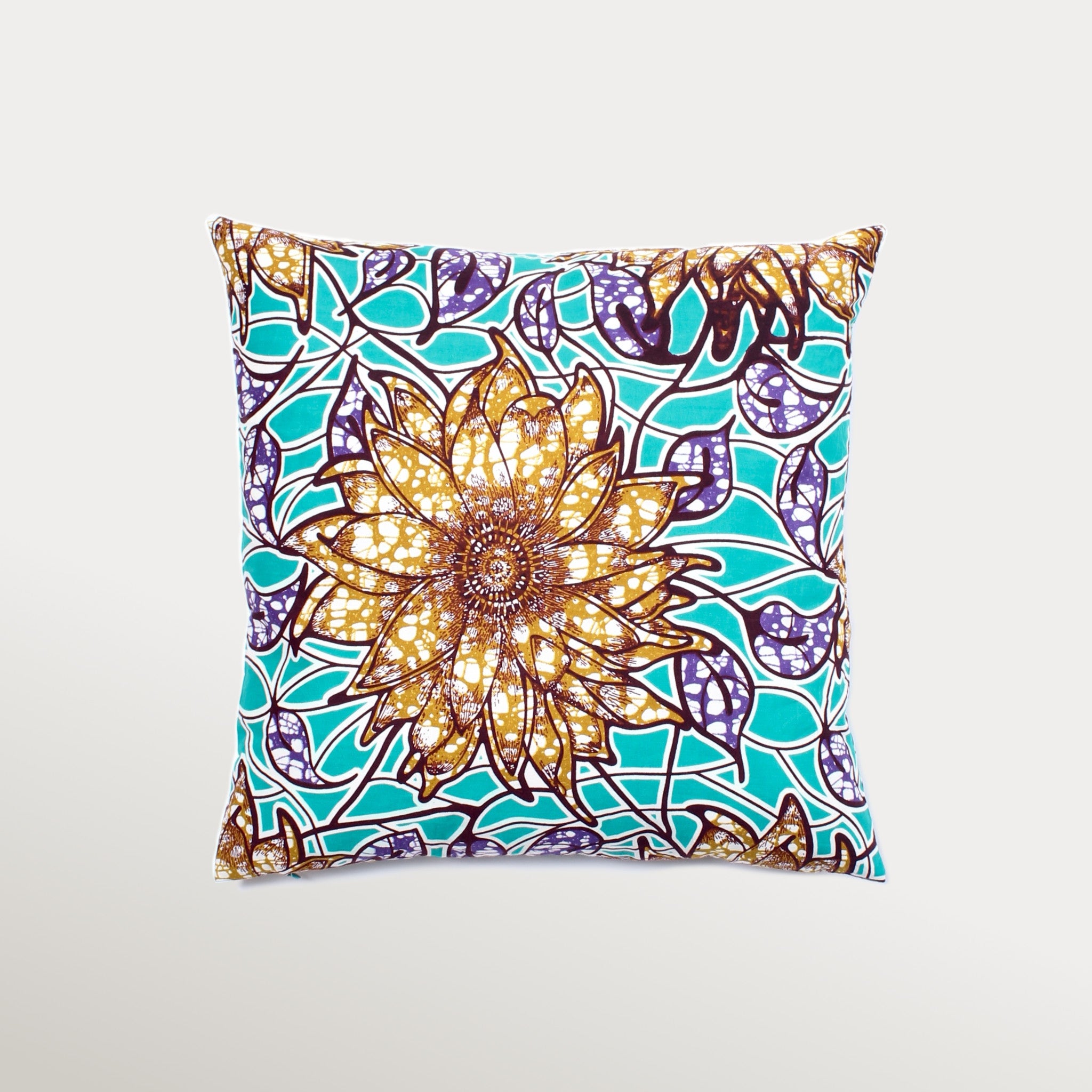 Colorful African wax cotton pillow cover handmade in Portugal — decorative cushion with bold traditional prints — vibrant ethnic home and boho decor