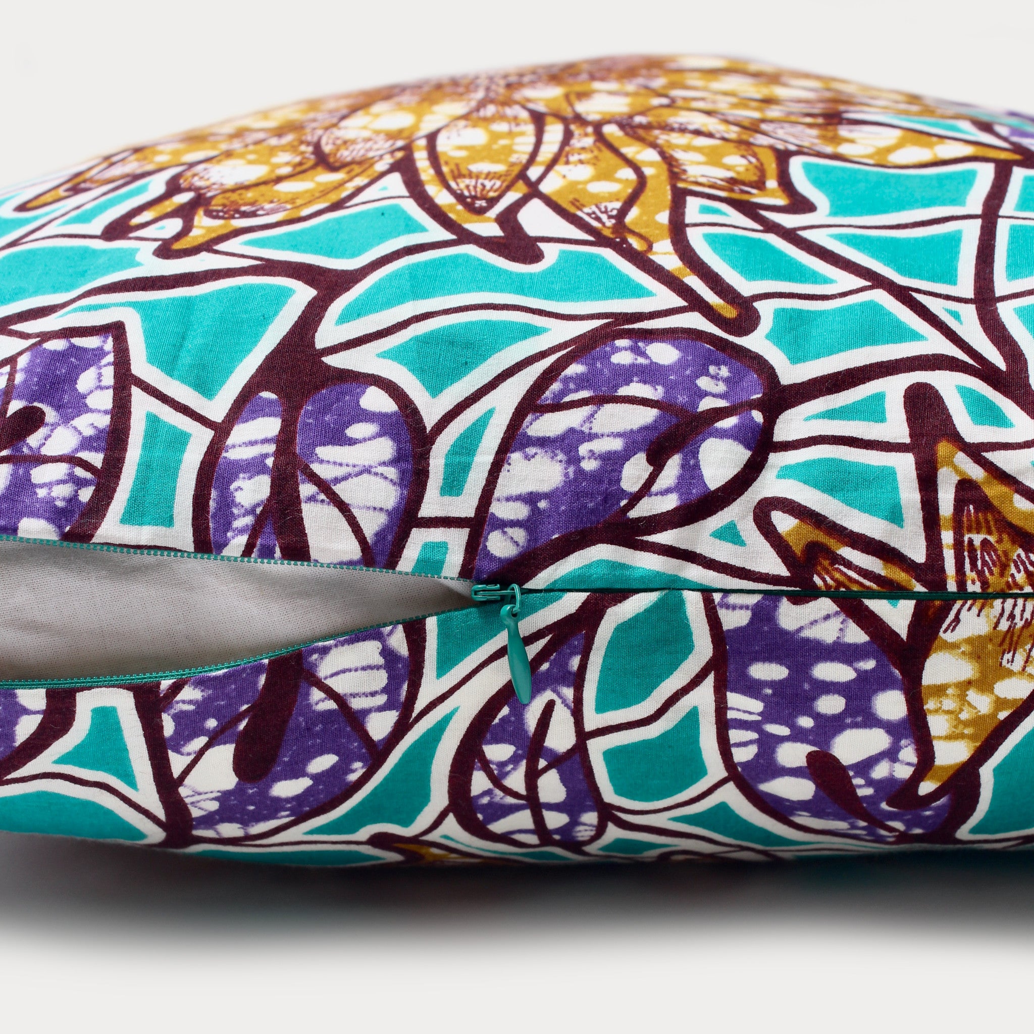 Decorative Throw Pillow - Lobito